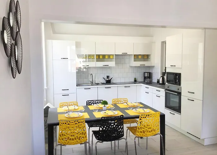 Le Solea 100m2 Climatisé Parking Proche Sanctuaires